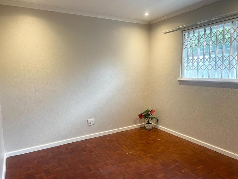 2 Bedroom Property for Sale in Kenilworth Western Cape